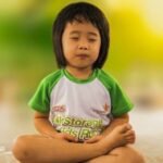 Cómo enseñar la meditación a los niños durante la cuarentena